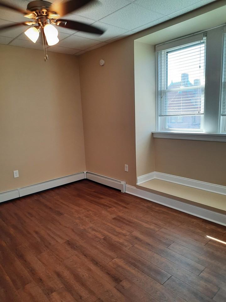 719 N Duke St #1 - Photo 7 of 8