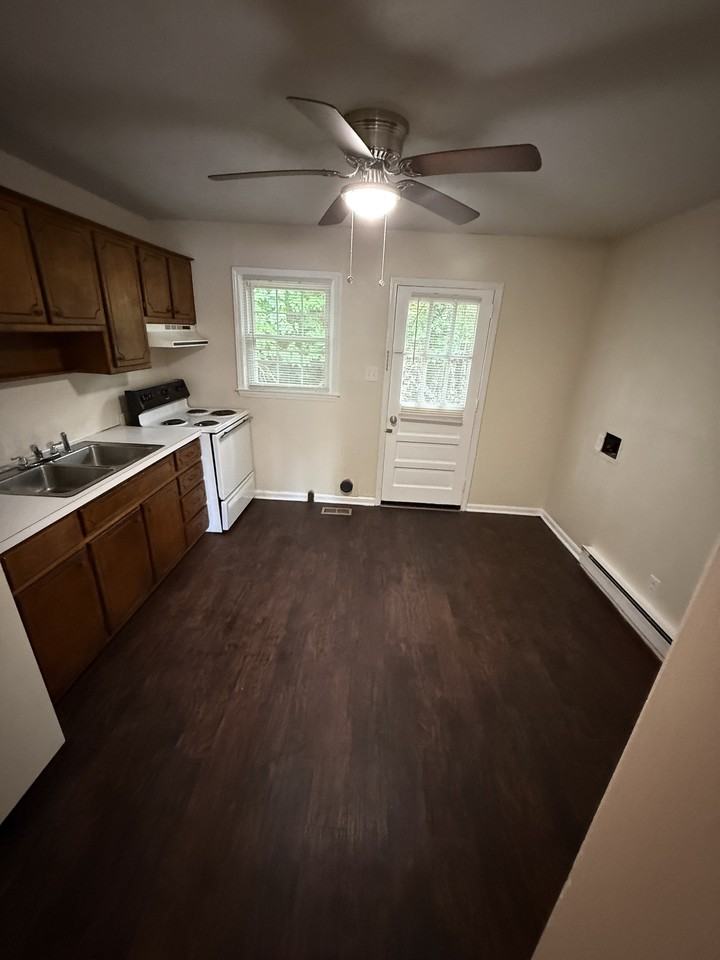 241 Sedgefield Ln #1 - Photo 4 of 6