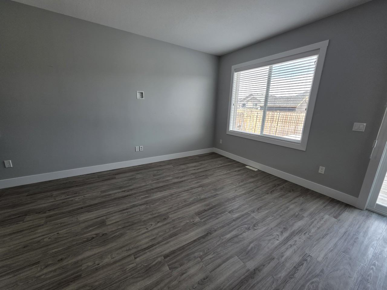 8621 82 St #8621 - Photo 3 of 13