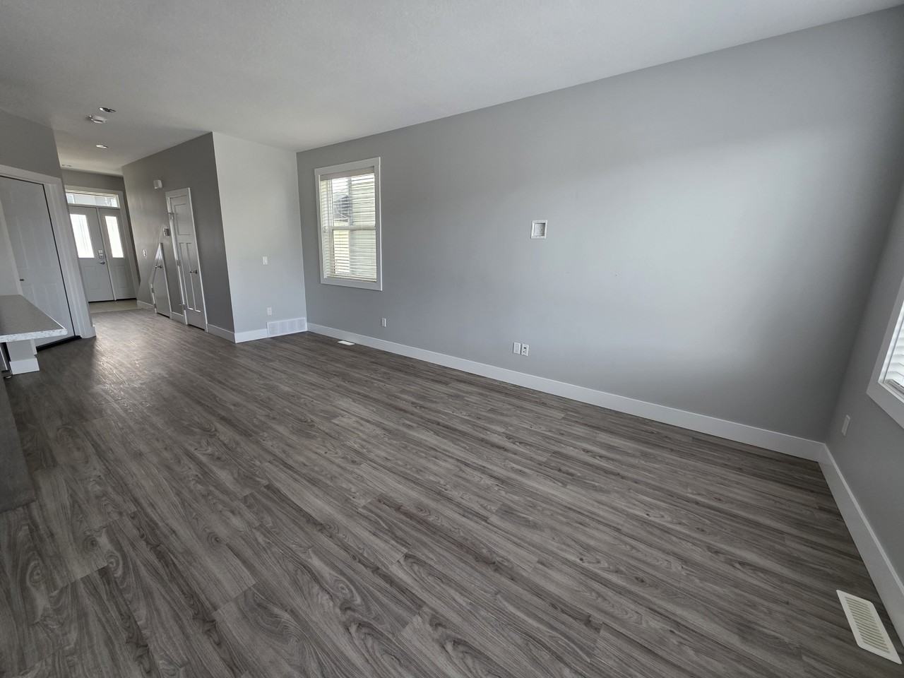 8621 82 St #8621 - Photo 4 of 13