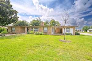 featured image of 671 W Merriweather St #1