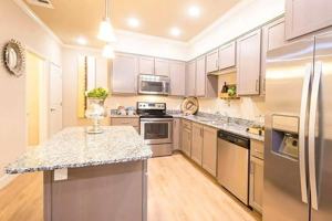 featured image of 3900 Business Center Dr