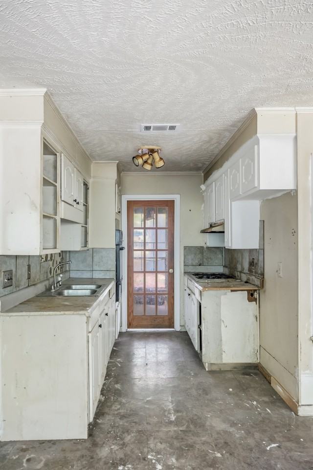 6605 George Washington Dr #1 - Photo 3 of 25