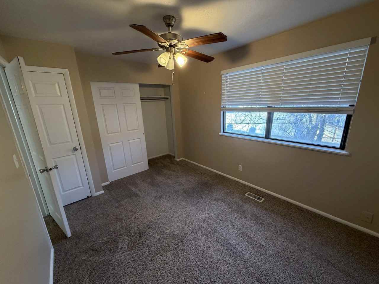 460 Elm St #3 - Photo 5 of 7