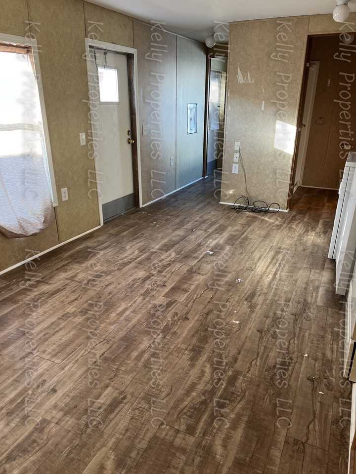 506 33rd Ave Nw - Photo 3 of 7