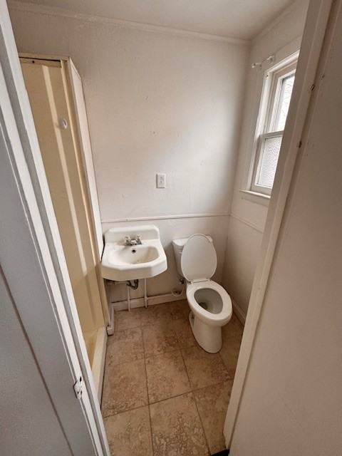 908 Main St #3 - Photo 7 of 12