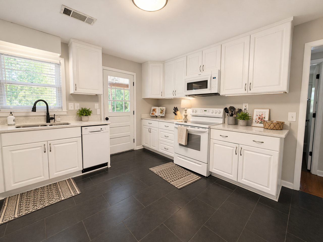 1021 Old Bishop Rd #1 - Photo 4 of 11