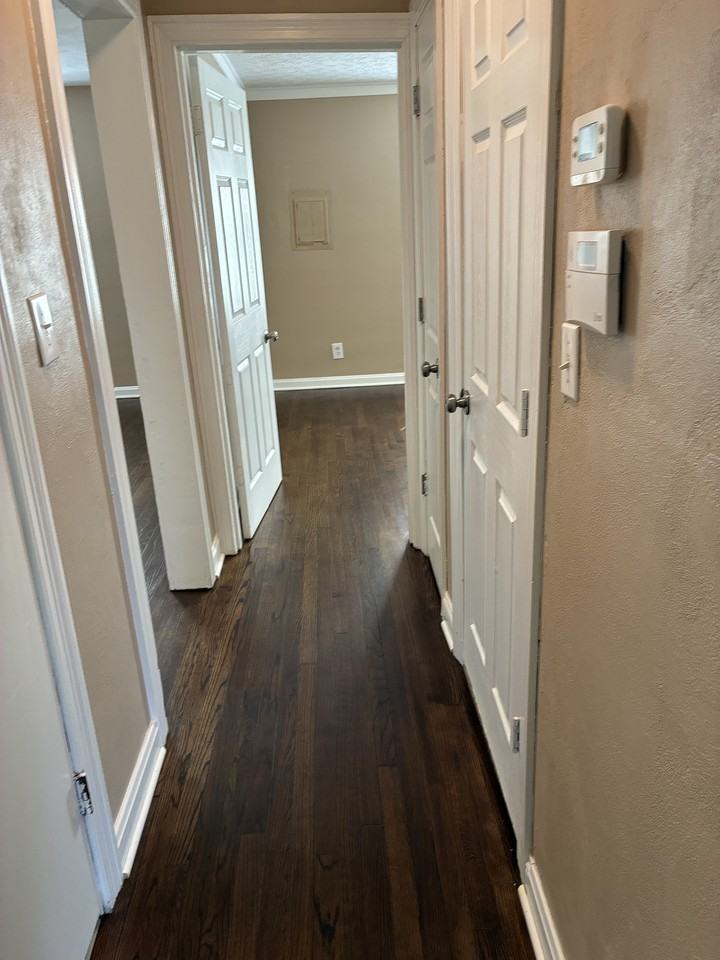 1022 Virginia Ave #1 - Photo 7 of 31