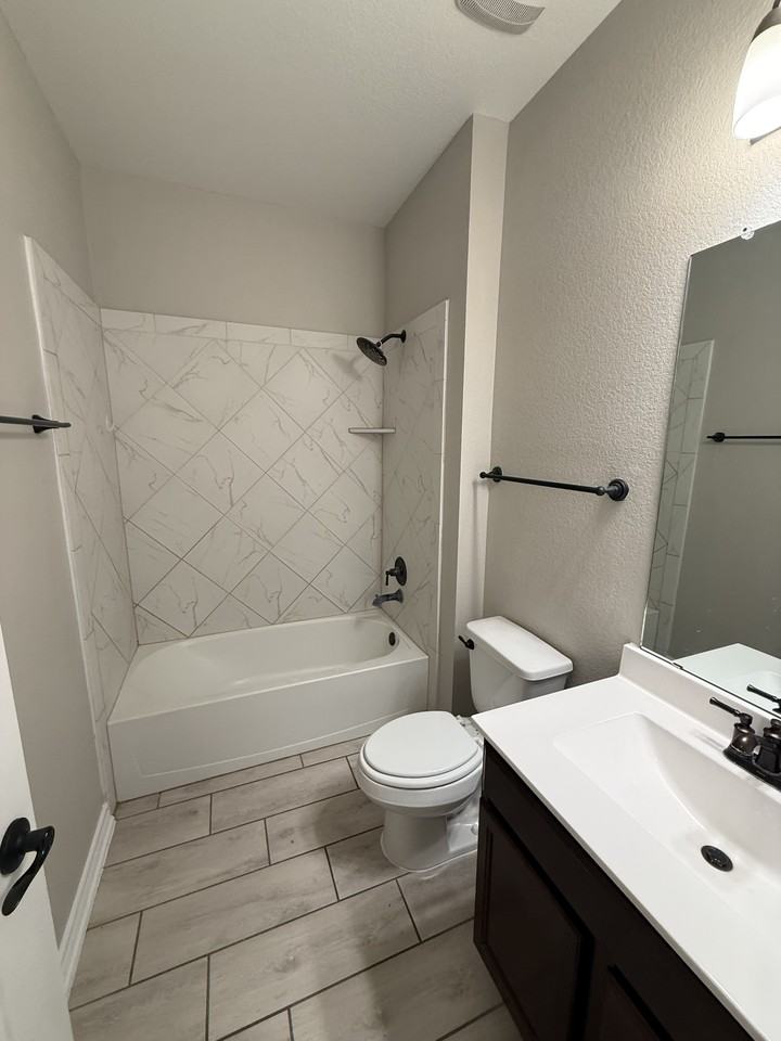 15223 Liberty Sta #1 - Photo 4 of 14