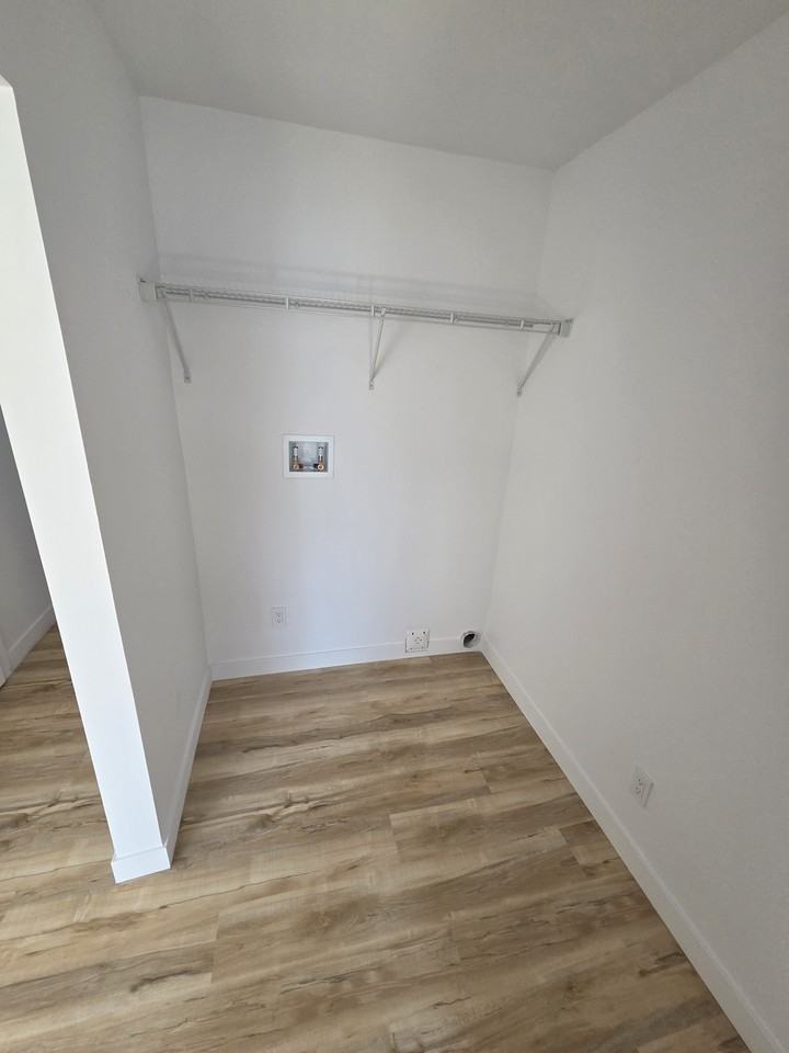 9085 Avenue Millen #1 - Photo 7 of 12
