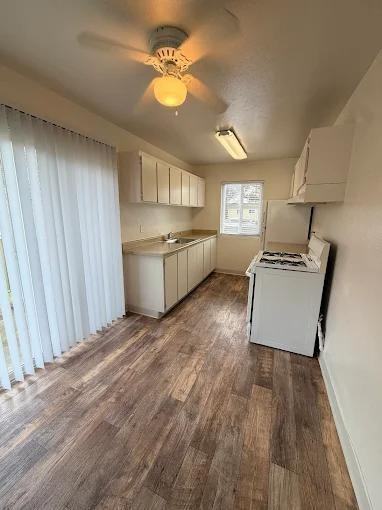 815 Bryte Ave - Photo 3 of 14