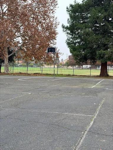 815 Bryte Ave - Photo 2 of 14