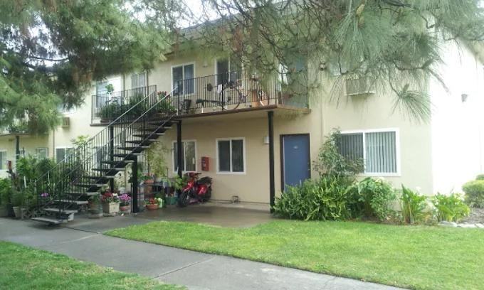 815 Bryte Ave - Photo 3 of 14