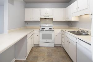 featured image of 825 Farmhurst Dr
