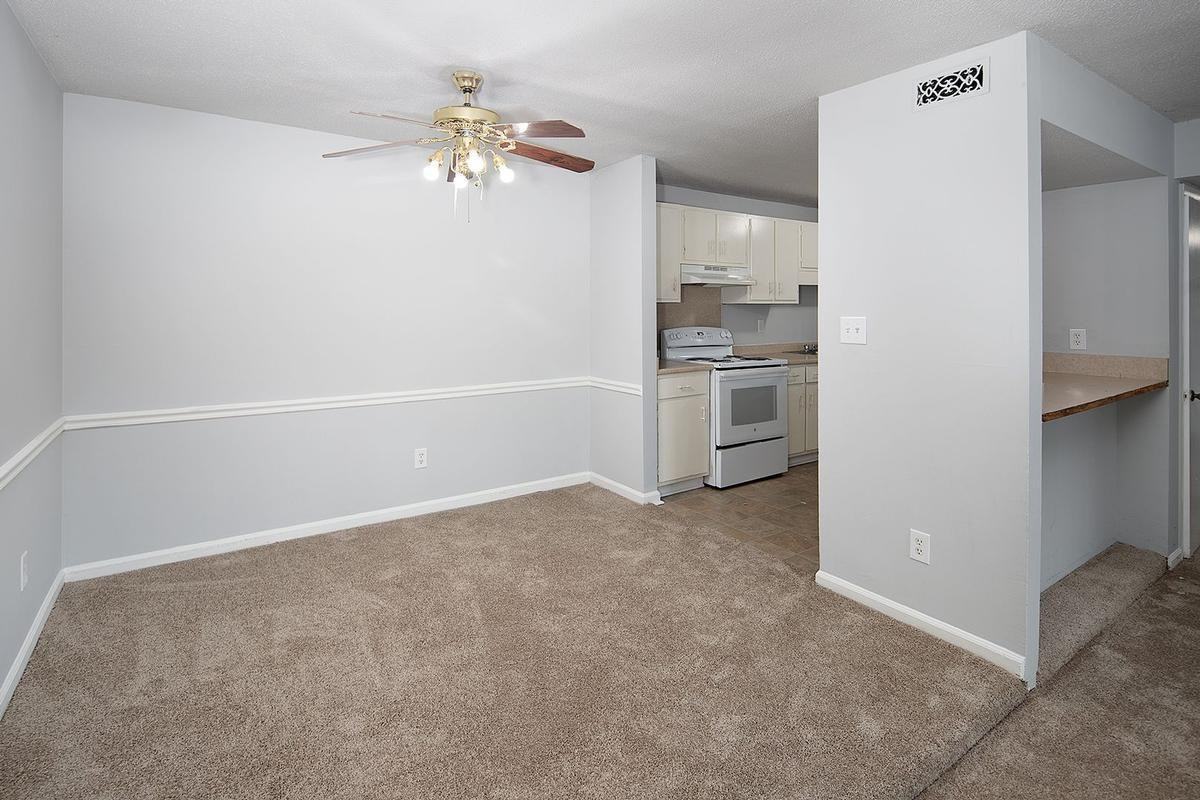 825 Farmhurst Dr - Photo 5 of 50