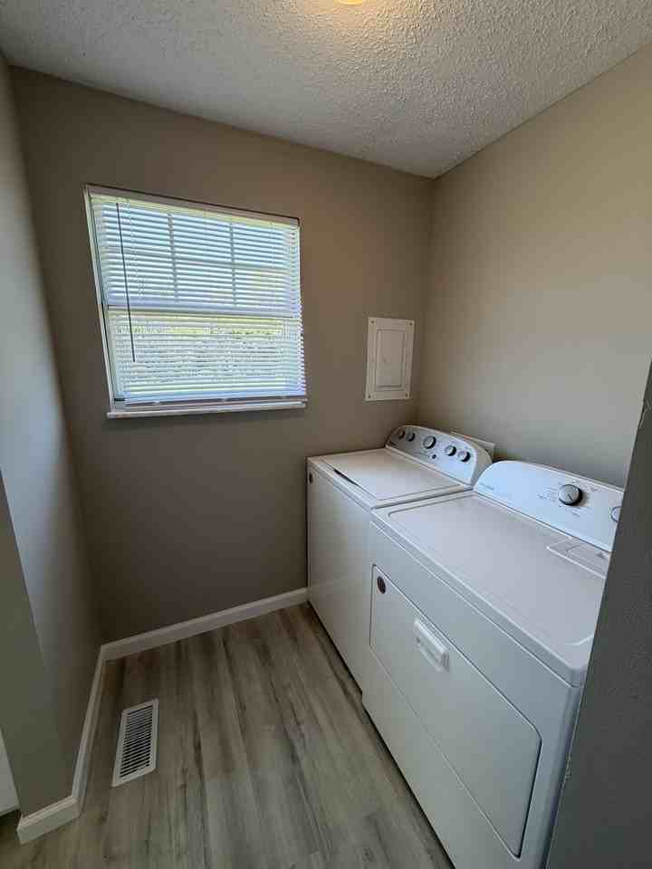 1909 E Florida Ave #A - Photo 7 of 21