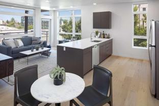 3956 N Vancouver Ave - Photo 1 of 1
