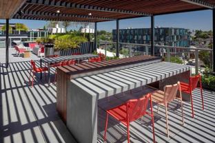 3956 N Vancouver Ave - Photo 1 of 1