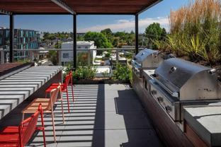 3956 N Vancouver Ave - Photo 1 of 1