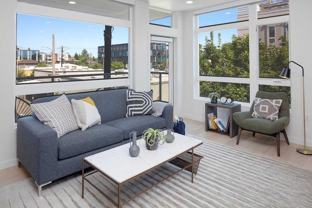 3956 N Vancouver Ave - Photo 1 of 1