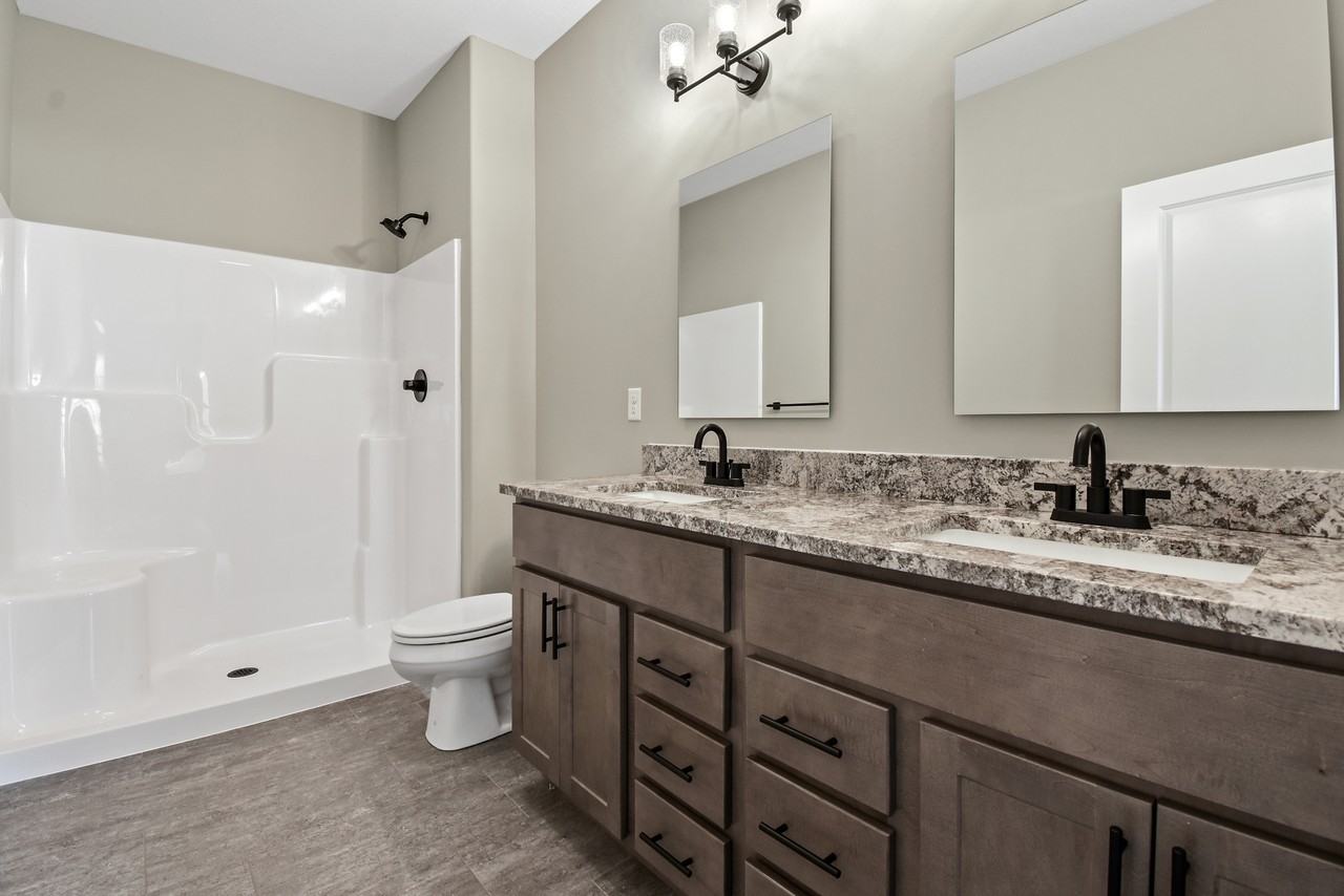 1608 Delane Dr #1608B - Photo 7 of 13