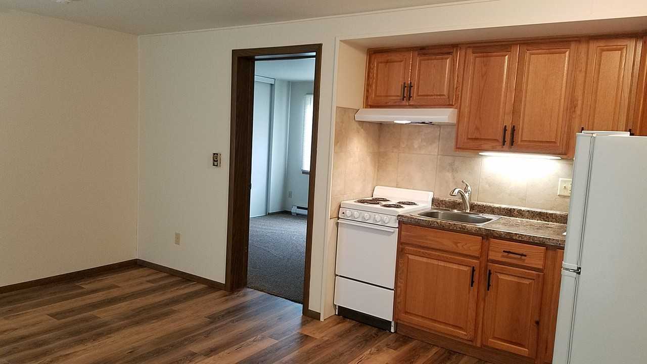 1204 S 10th Ave #2 - Photo 2 of 9