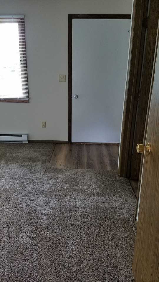 1204 S 10th Ave #2 - Photo 6 of 9