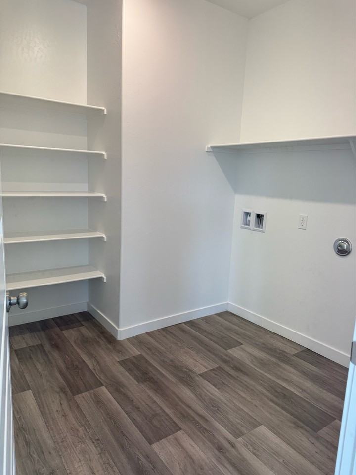 8105 Wandesford Dr #1 - Photo 4 of 11