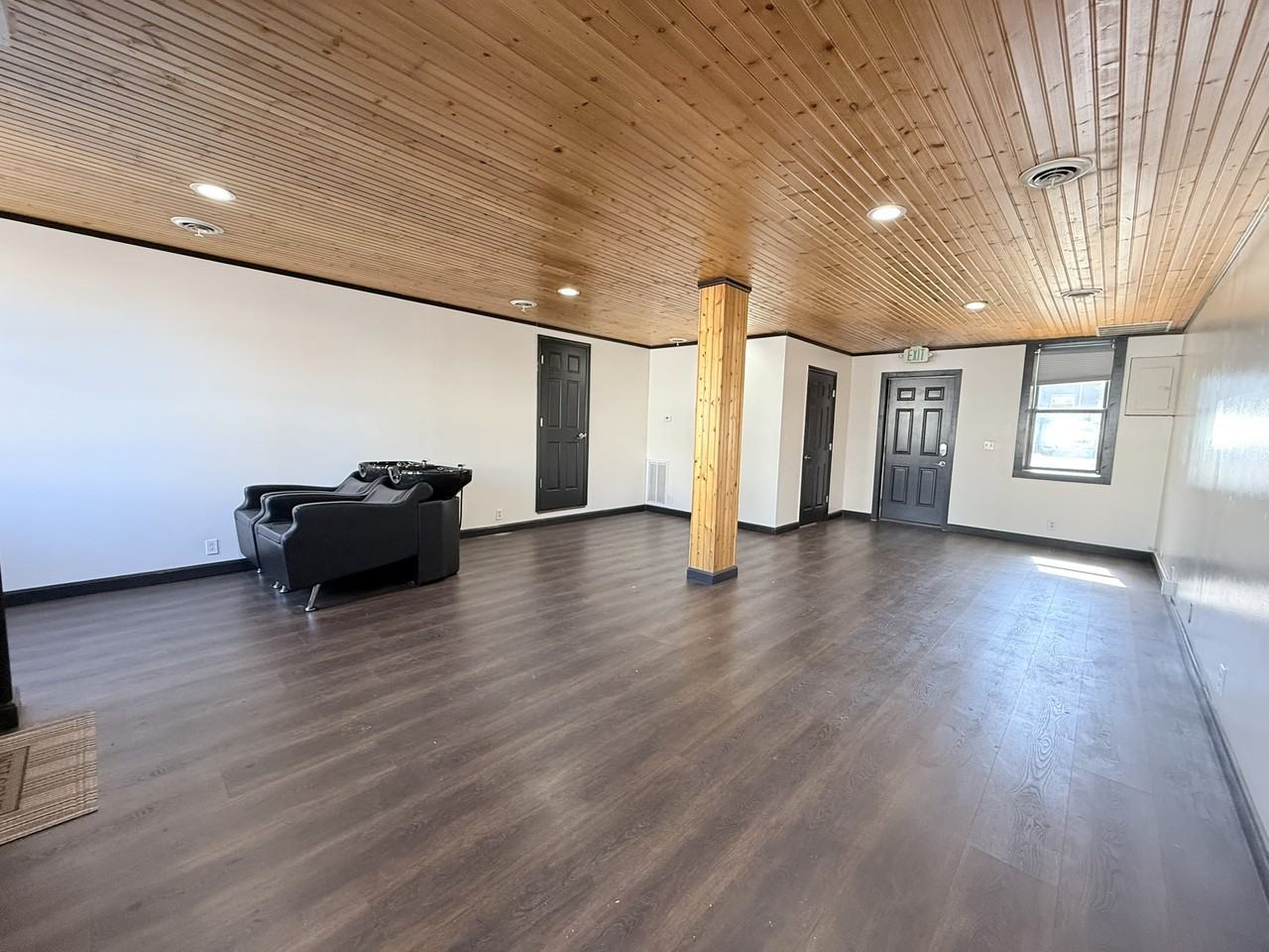 110 S Smith St #A - Photo 2 of 7