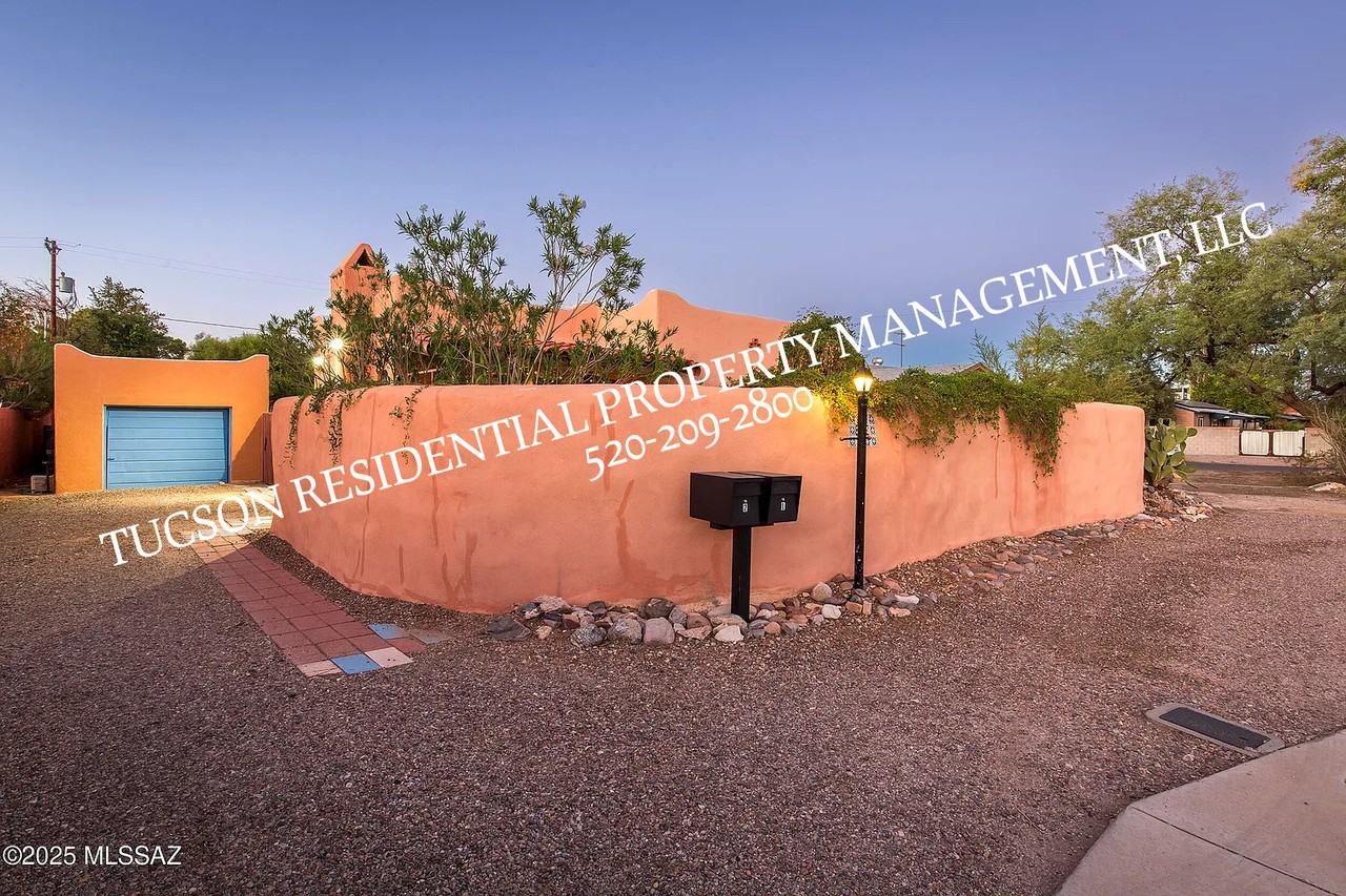 3275 East Pima Street - MAIN HOUSE #1 - Photo 2 of 21