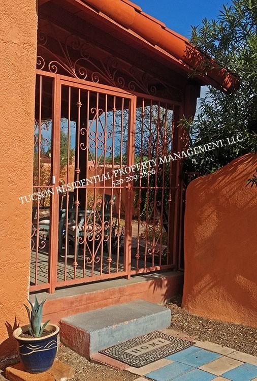 3275 East Pima Street - MAIN HOUSE #1 - Photo 3 of 21