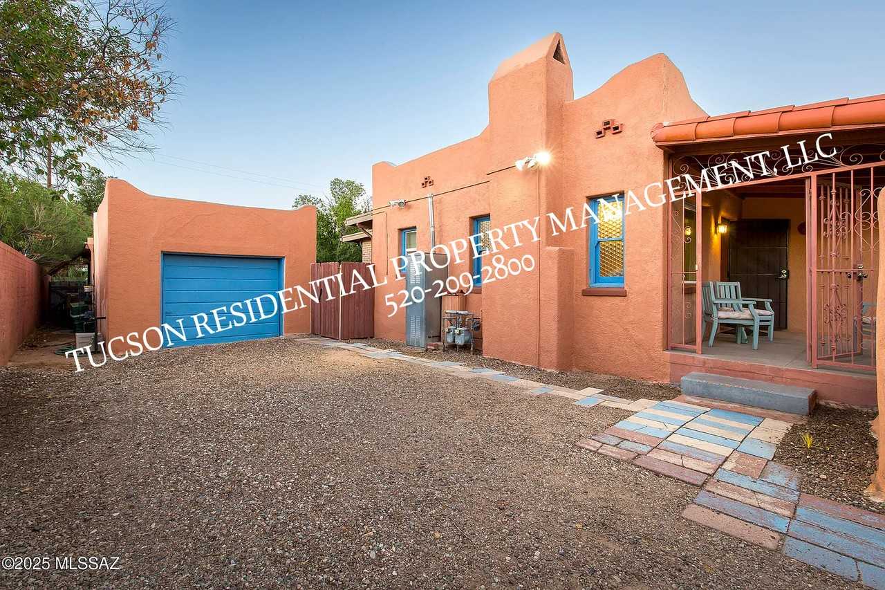 3275 East Pima Street - MAIN HOUSE #1 - Photo 4 of 21