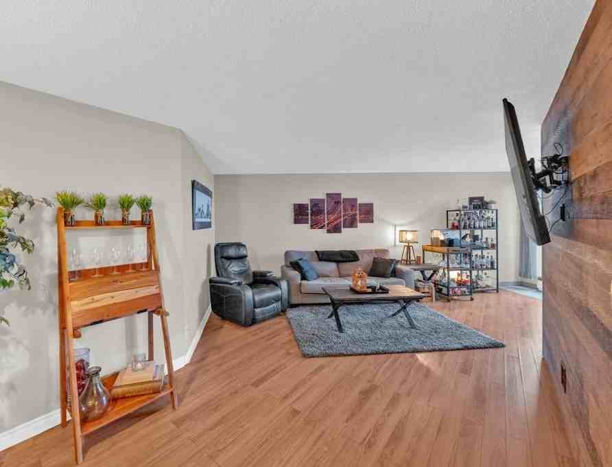 150 Park St W #2005 - Photo 4 of 26