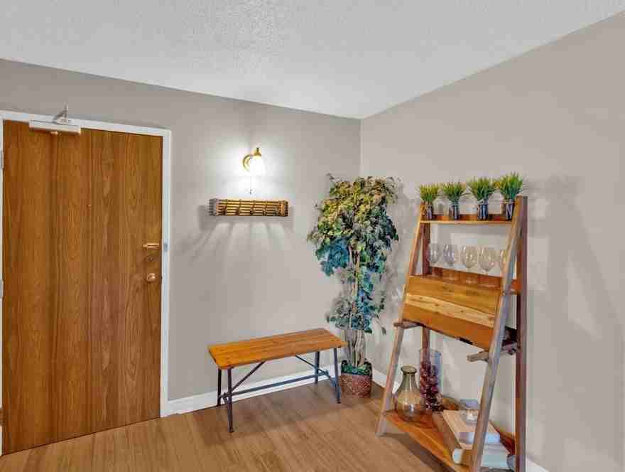 150 Park St W #2005 - Photo 7 of 26