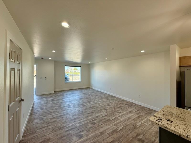 511 775 E Street - C #C - Photo 4 of 26