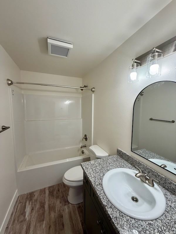 511 775 E Street - C #C - Photo 6 of 26