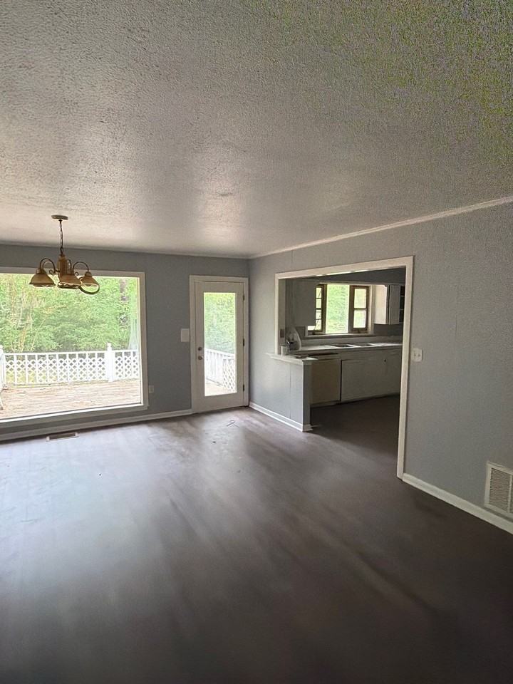 415 Sylvan Trl #1 - Photo 5 of 20