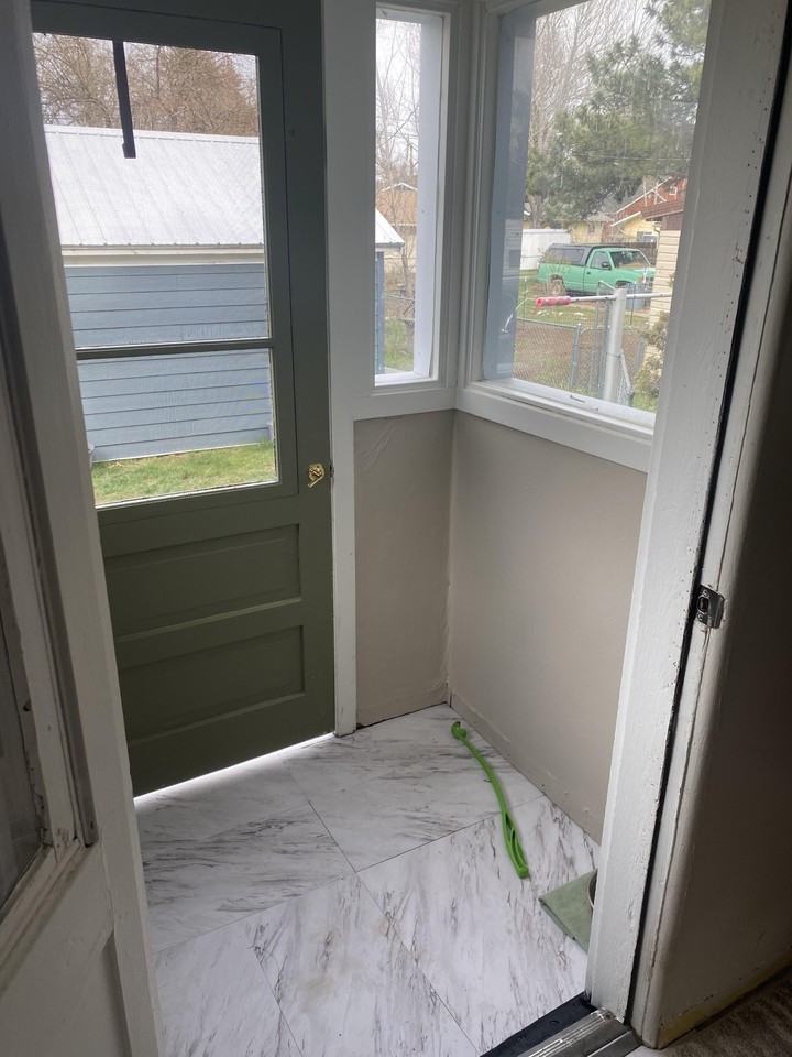 4 Rattlesnake RoadUnit B #B - Photo 2 of 20