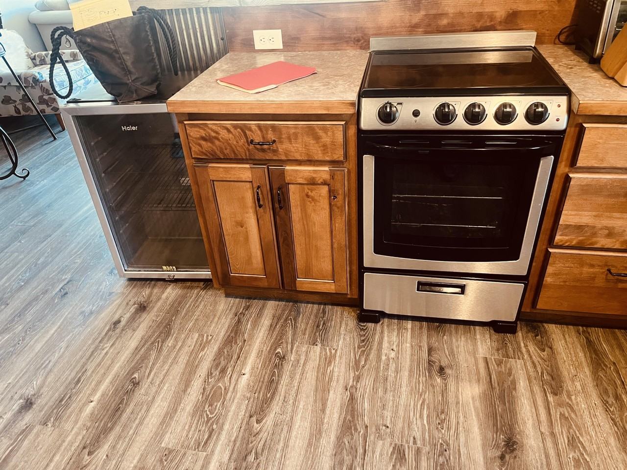 4 Rattlesnake RoadUnit B #B - Photo 4 of 20