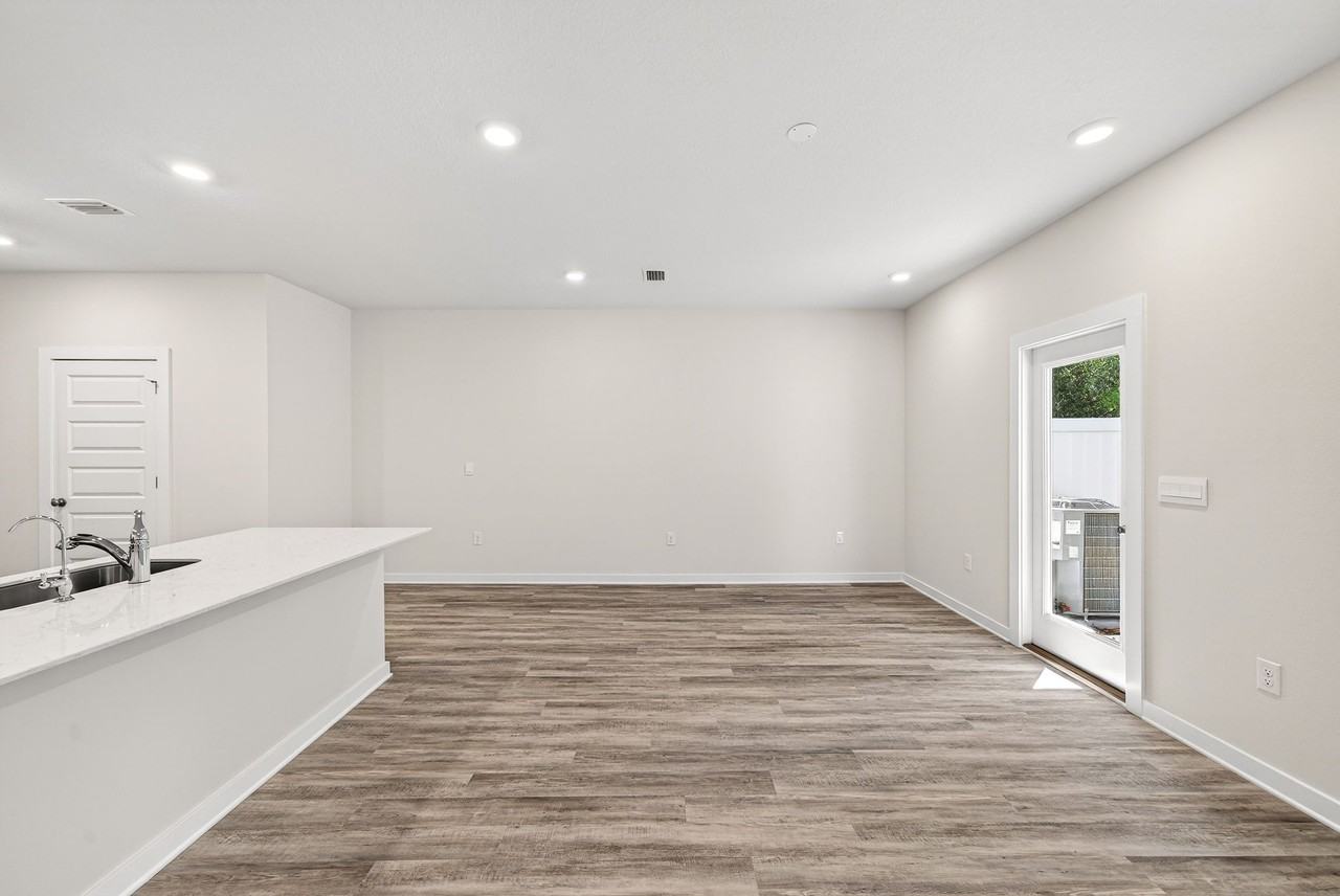 51 S Main Deck Dr #1 - Photo 6 of 28
