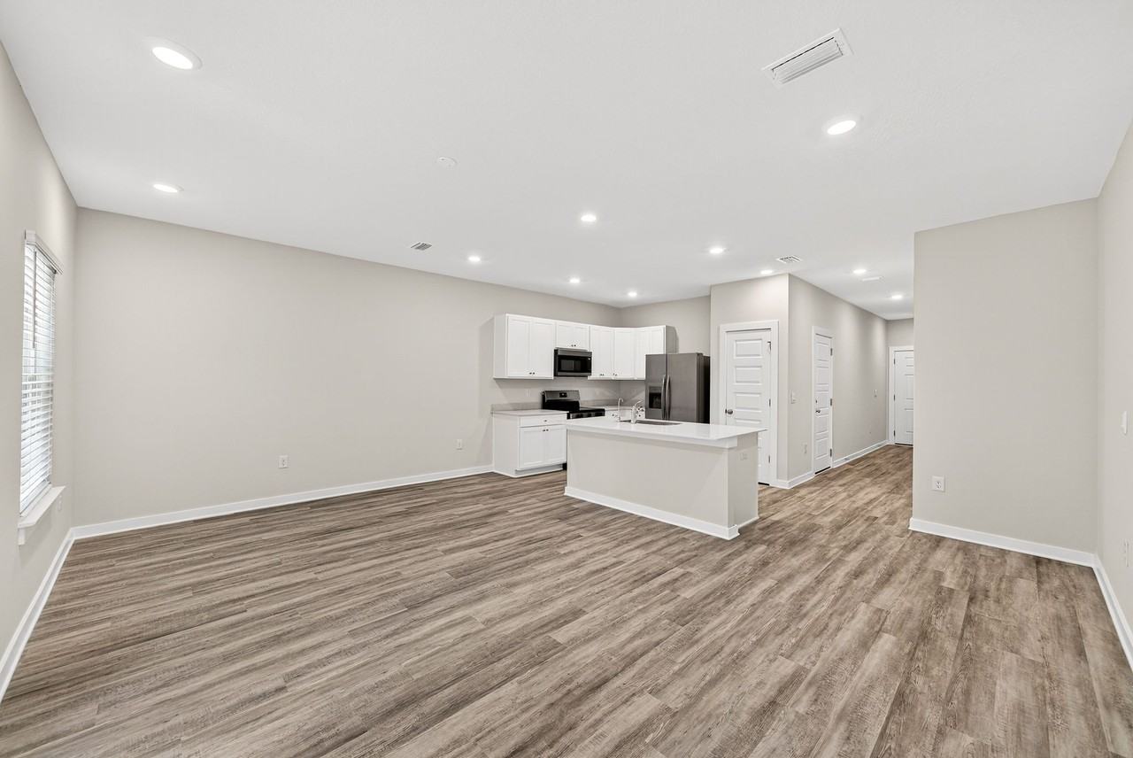 51 S Main Deck Dr #1 - Photo 7 of 28