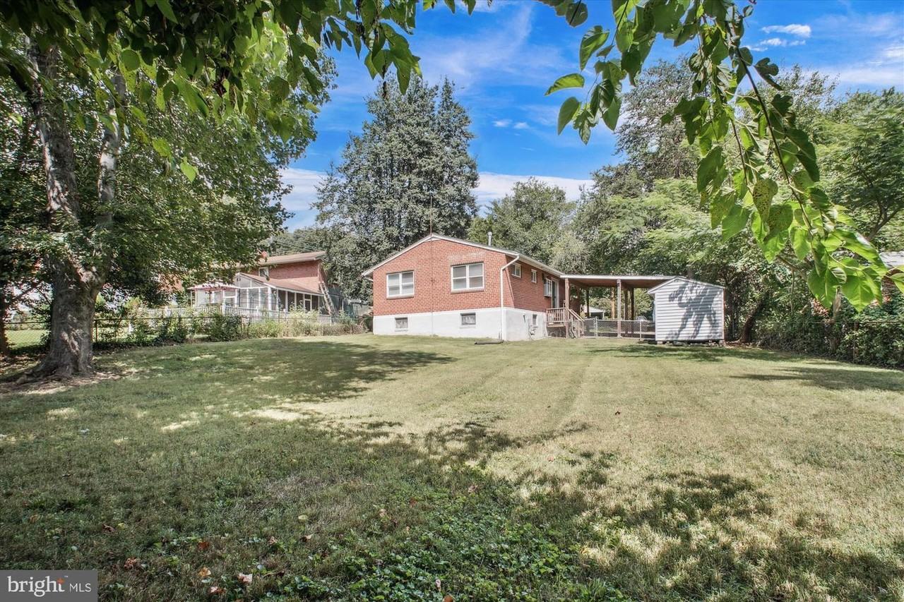 6202 Bren Mar Dr #1 - Photo 2 of 40