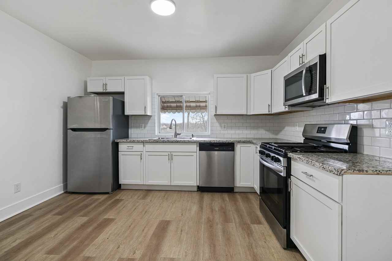 198 Oneida St #1 - Photo 2 of 25