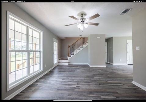 112 Brookfield Dr #1 - Photo 3 of 21