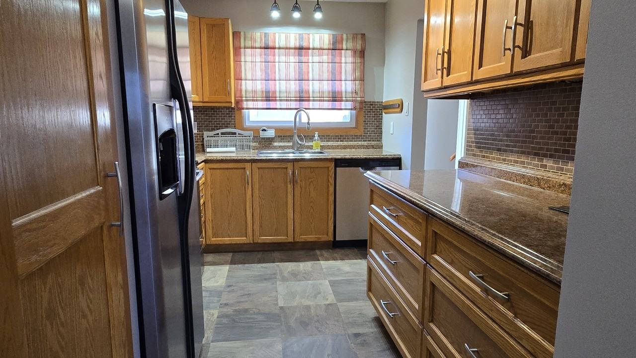 1190 Upper Ottawa St #25 - Photo 2 of 17