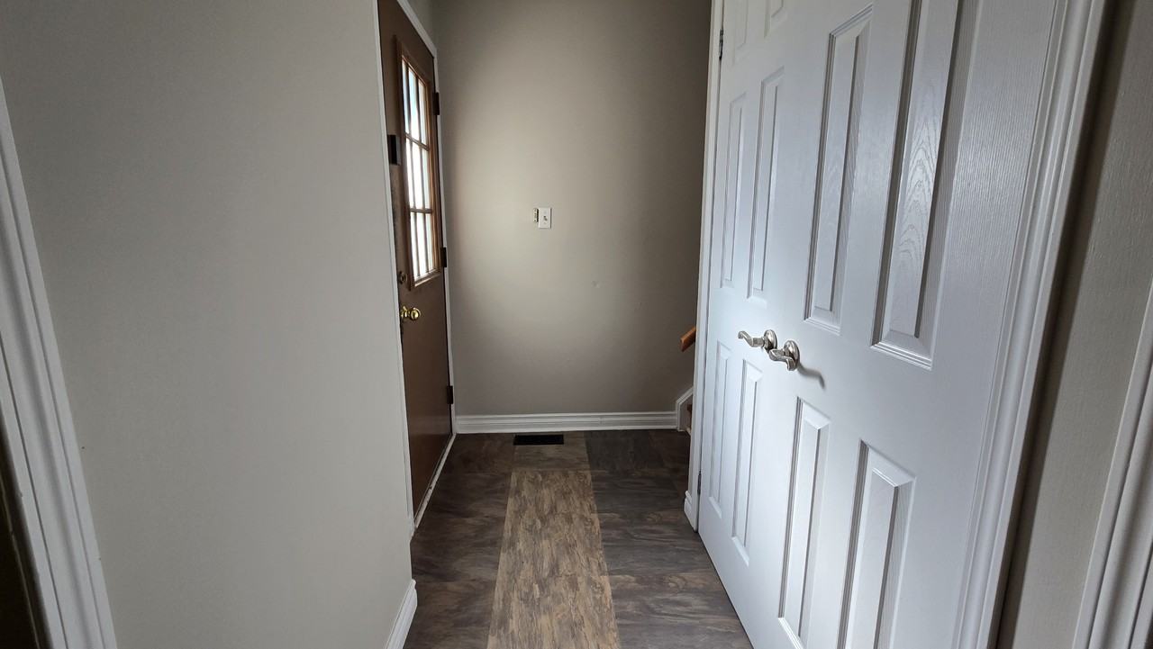 1190 Upper Ottawa St #25 - Photo 6 of 17