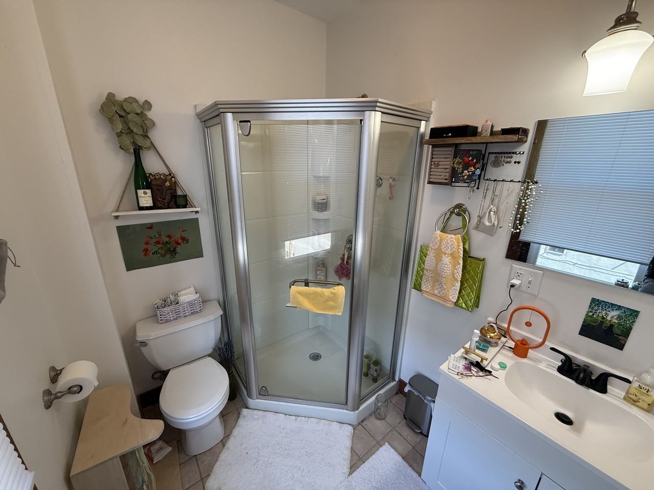 318 E Seneca St #6 - Photo 2 of 6