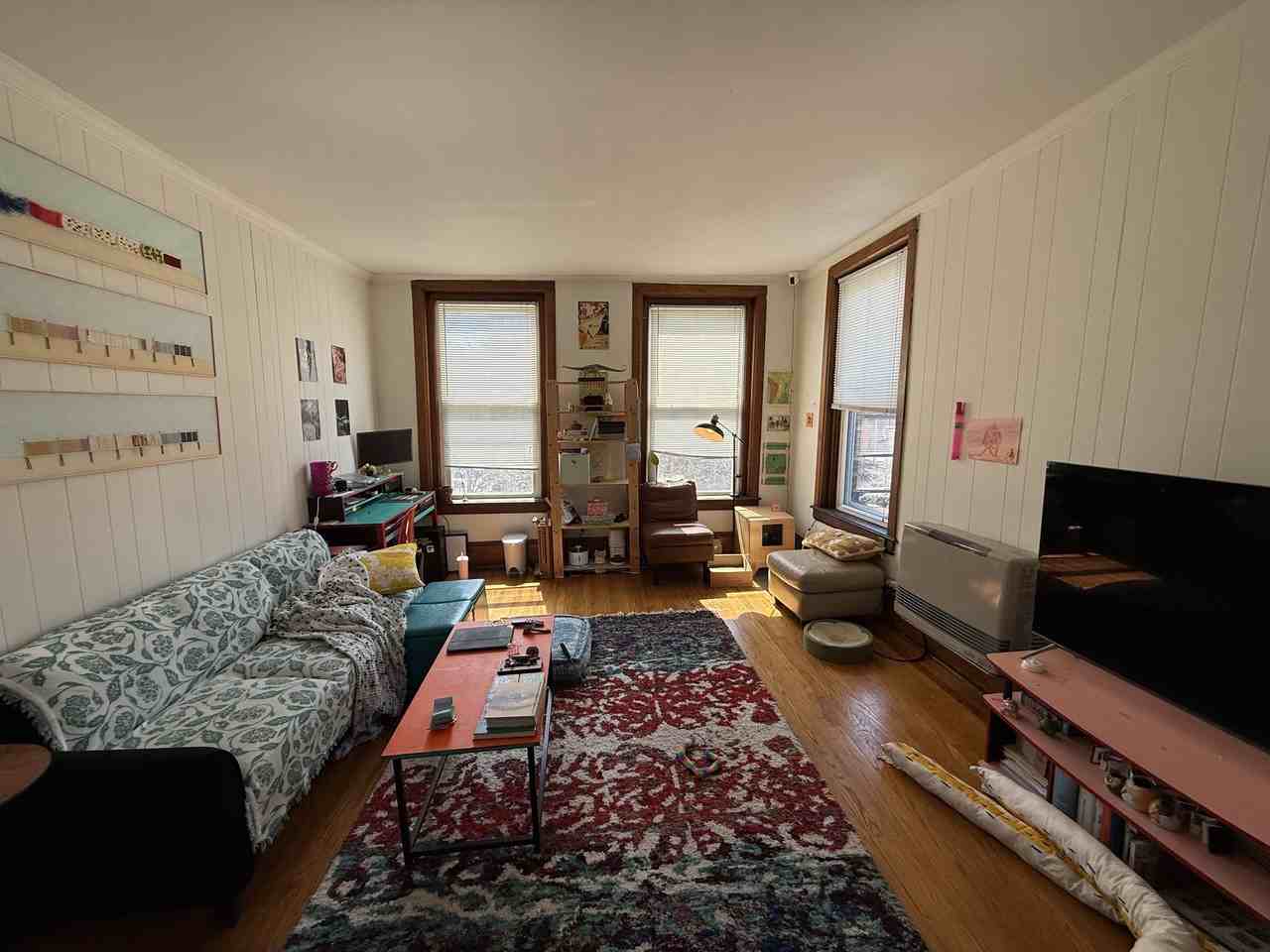 318 E Seneca St #6 - Photo 3 of 6