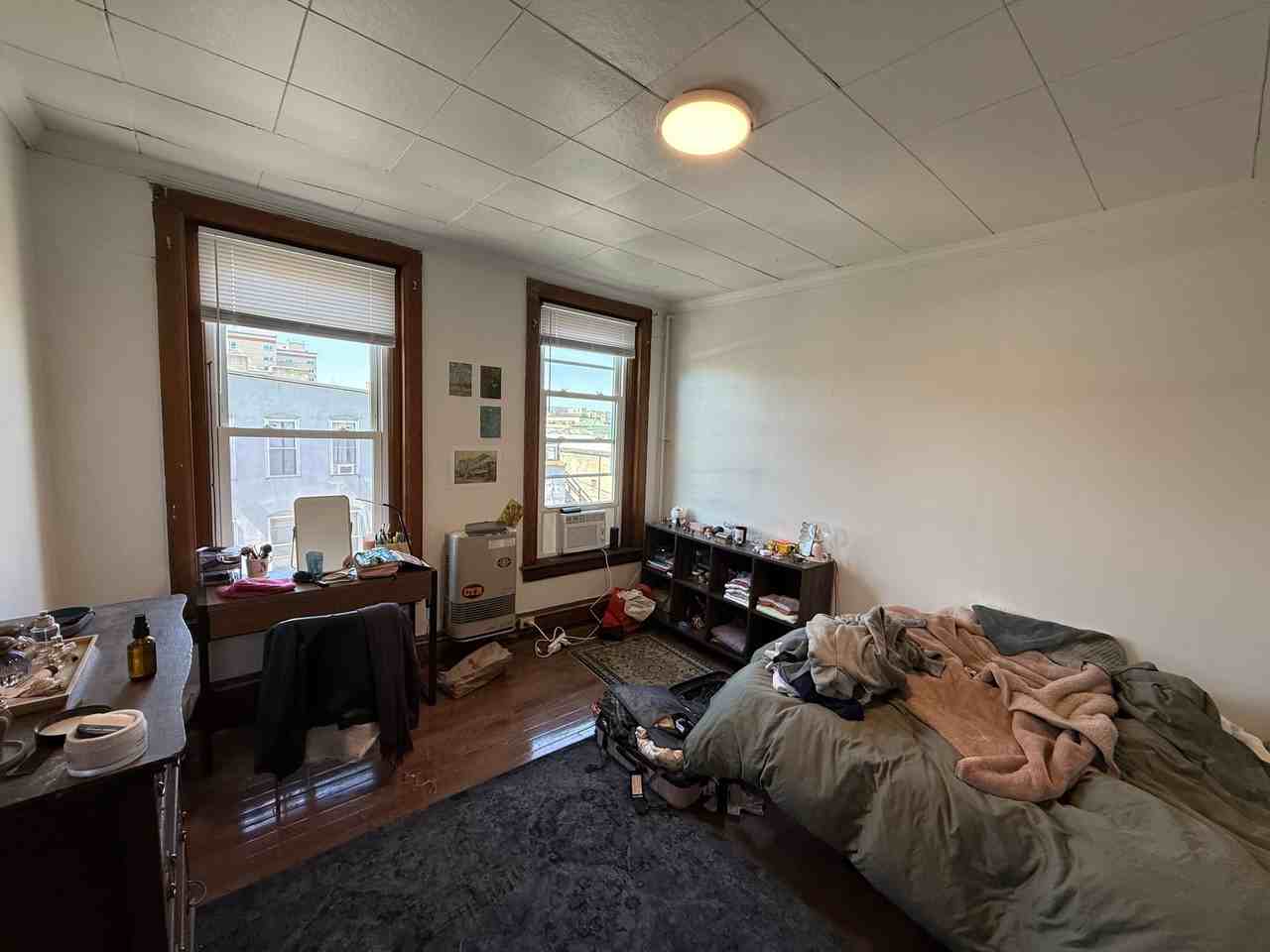 318 E Seneca St #7 - Photo 5 of 6