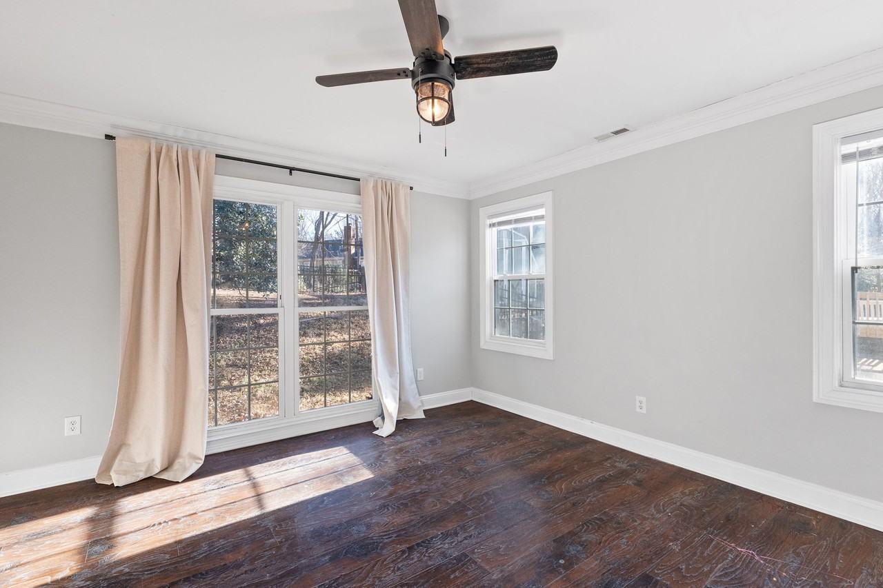 Blythwood Ln #1B - Photo 2 of 17